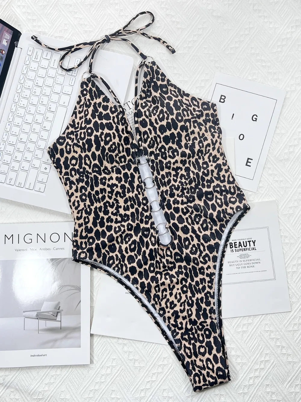 Selvaggia Fiera – Sexy Leopard Cut-Out Badeanzug